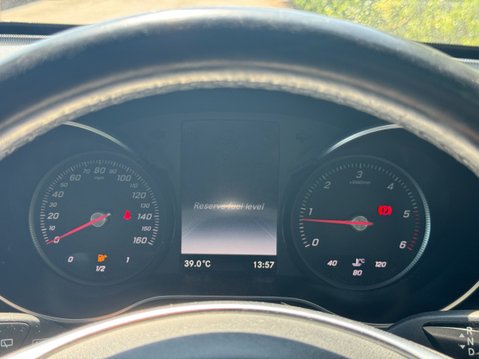 Mercedes-Benz GLC 2.1 GLC220d AMG Line (Premium) SUV 5dr Diesel G-Tr 17