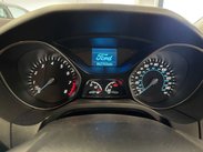 Ford Focus 1.0T EcoBoost Zetec S Hatchback 5dr Petrol Manual Euro 5 (s/s) (125 ps) 28