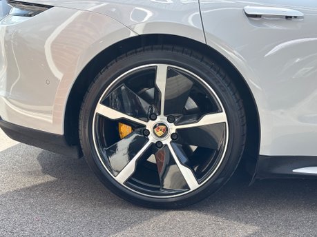 Porsche Taycan Performance Plus 93.4kWh Saloon 4dr Electric Auto RWD (476 ps) 22