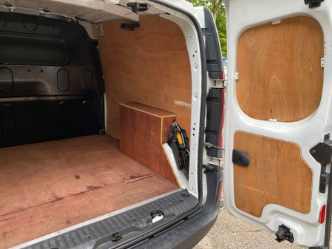 Renault Kangoo 1.5 ML19 TD dCi FWD L2 H1 3dr 28
