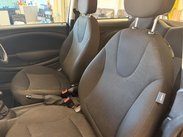 Mini Hatch 1.6 Cooper Euro 5 (s/s) 3dr 18