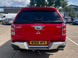 Mitsubishi L200 2.4 L200 Barbarian DI-D Auto 4WD 6