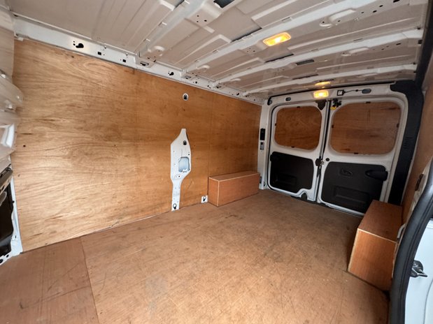Renault Trafic LWB L2H1 Low Roof Business L130 EURO 6 11