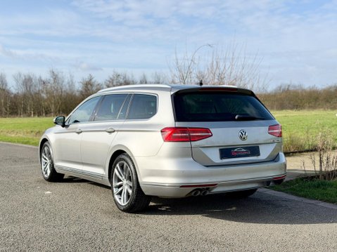 Volkswagen Passat 2.0 TDI BlueMotion Tech GT Euro 6 (s/s) 5dr 11