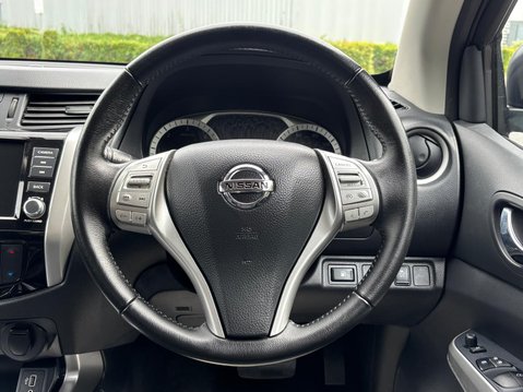 Nissan Navara DCI TEKNA SHR DCB 15