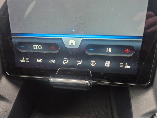 Ford Explorer Premium 286 77kWh Extended Range Auto *ex-demo* 24