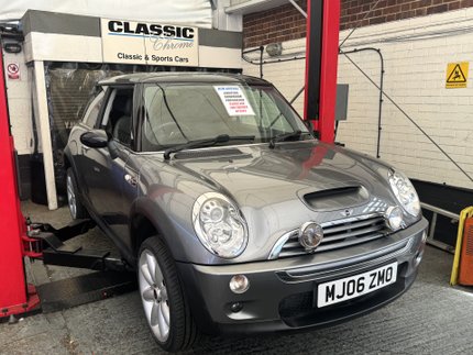 2006 COOPER S HATCHBACK YEAR 2006 06 MILEAGE 104,216 MILES COLOUR DARK SILVER TRANSMISSION... photo