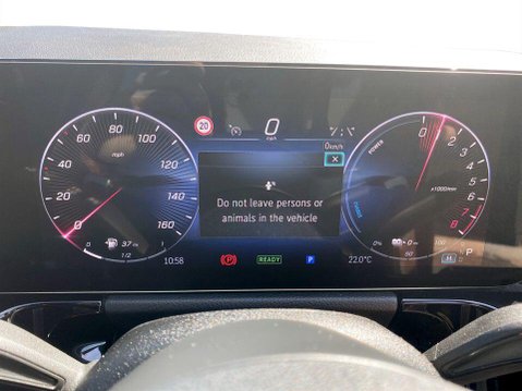 Mercedes-Benz GLA 1.3 GLA250e 15.6kWh AMG Line (Premium) SUV 5dr Petrol Plug-in Hybrid 8G-DCT 14