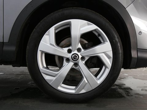 Nissan Qashqai 1.5 dCi Tekna DCT Auto Euro 6 (s/s) 5dr 27