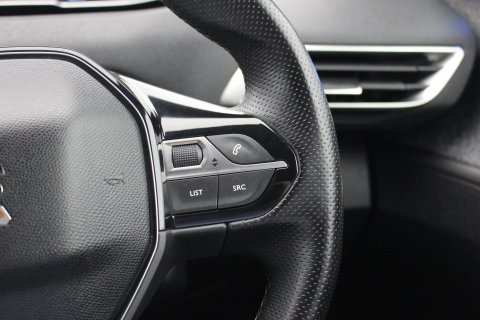Peugeot 5008 5dr 1.2 PureTech GT Line 17