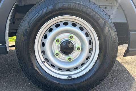 Ford Transit 350 Srw 170 ps Luton with Tail Lift - Air Con 26