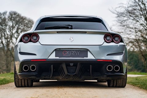 Ferrari GTC4 Lusso GTC4 Lusso T V8 23
