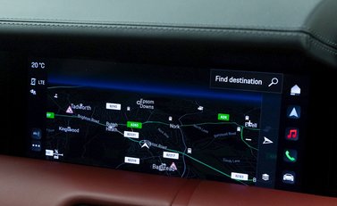 Porsche Taycan Turbo S Cross Turismo 20