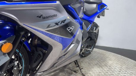 Lexmoto LXR 2020 7K 125CC SPORTS BIKE LEARNER PROJECT BIKE 7