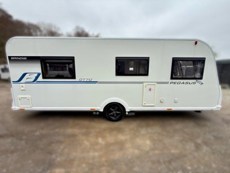 Bailey Pegasus Brindisi GT70 4