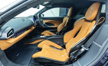 Ferrari 296 GTB 16