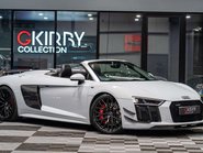 Audi R8 5.2 R8 Spyder Quattro V10 Semi-Auto 4WD 2dr 1