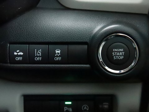 Suzuki Swift 1.2 Mild Hybrid Motion 5dr 28