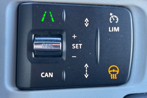 Land Rover Defender 90 D300 Hard Top X-Dynamic HSE 22