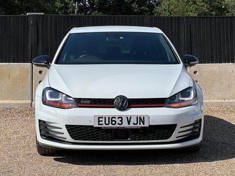 Volkswagen Golf GTI PERFORMANCE DSG 7