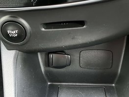 Renault Clio 0.9 Clio Iconic TCe 5dr 42