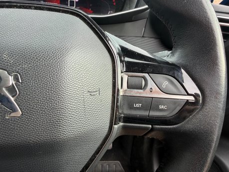 Peugeot 2008 PURETECH S/S ALLURE PREMIUM 20