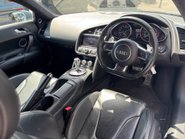 Audi R8 .2 FSI V10 Coupe 2dr Petrol S Tronic quattro Euro 5 (525 ps) 3