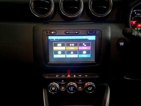Dacia Duster 1.0 TCe Prestige SUV 5dr Bi Fuel Manual Euro 6 (s/s) (100 ps) Alloys - Reve 17