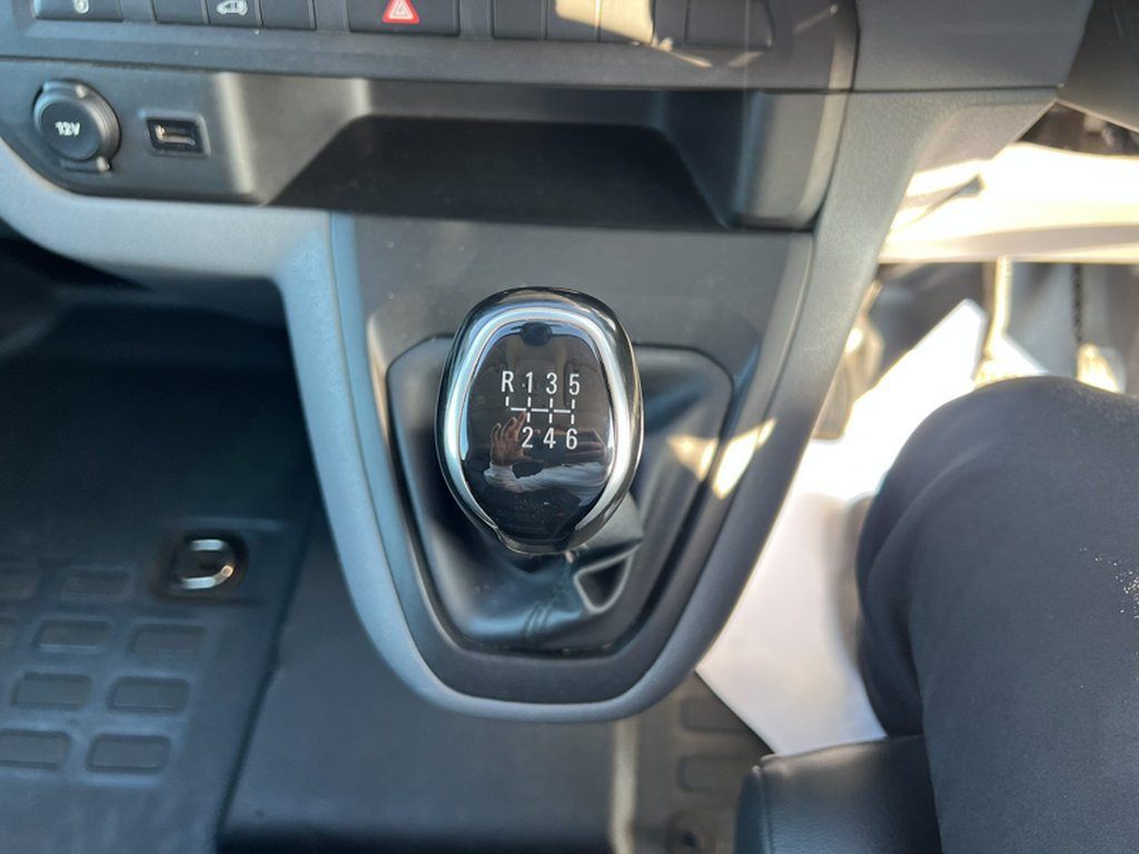 2021 Citroen DispatchXLWB L3H1 Driver 1400 Air Con Alloys Nav Sensors EURO 6 NO VAT — thumbnail 43 of 51