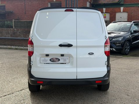 Ford Transit Courier TREND TDCI 6