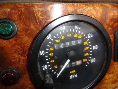 MG RV8 3.9 RV8 2dr 26