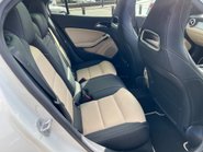Mercedes-Benz GLA Class 2.0 GLA250 AMG Line PREMIUM PLUS SUV 5dr Petrol 7G-DCT 4MATIC Euro 6(211ps) 27