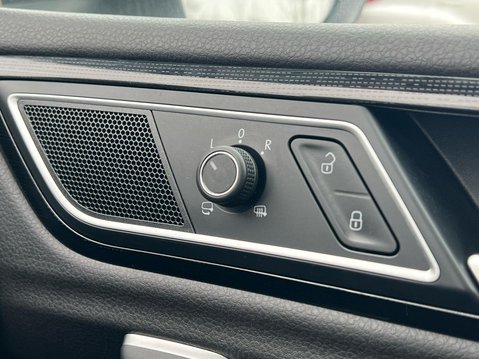 Volkswagen Golf SV GT TDI DSG 42