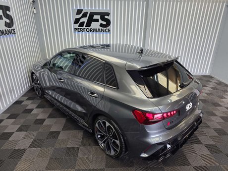 Audi S3 2.0 TFSI Black Edition Sportback 5dr Petrol S Tronic quattro Euro 6 (s/s) ( 18