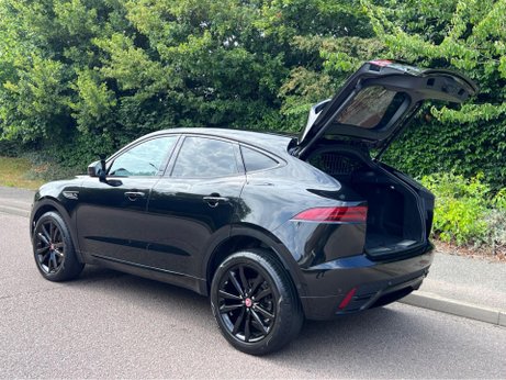 Jaguar E-Pace 2.0 D204 MHEV R-Dynamic SE Auto AWD Euro 6 (s/s) 5dr 9