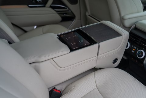 Land Rover Range Rover P615 SV 25