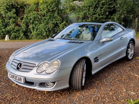 Mercedes-Benz SL Series SL350 11