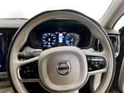 Volvo V60 2.0 B5 MHEV Estate 5dr Petrol Hybrid Auto AWD Euro 6 (s/s) (250 ps) 2 Owner 13