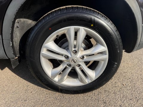 Nissan Qashqai 1.6 Acenta 2WD Euro 5 (s/s) 5dr 19