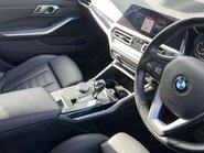 BMW 3 Series 2.0 330i Sport Auto 4dr 17