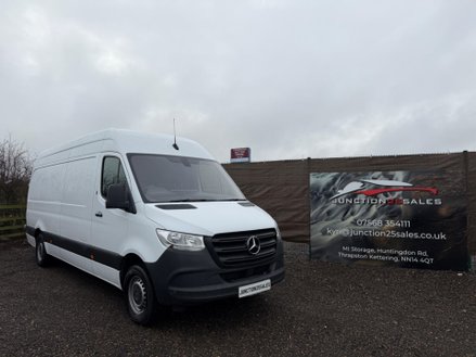 Mercedes-Benz Sprinter 2.0 315 CDI Progressive RWD L3 H2 Euro 6 (s/s) 5dr