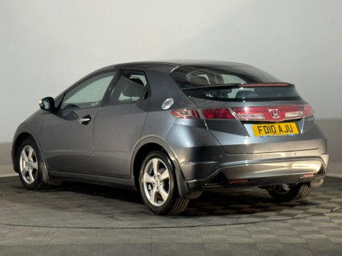 Honda Civic I-VTEC SE 9