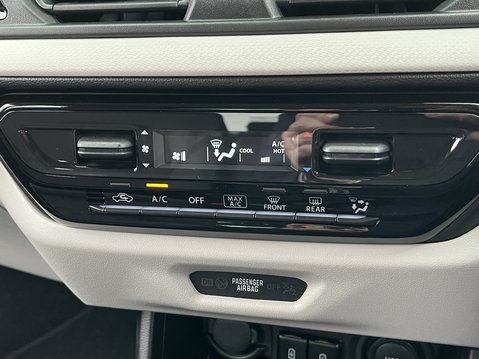 Suzuki Swift 1.2 Mild Hybrid Motion 5dr 27