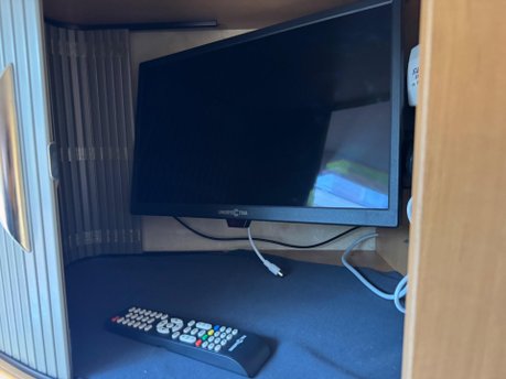 Swift Kon-Tiki 645 6 Berth 2.8 Fiat 43