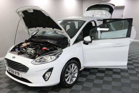 Ford Fiesta TITANIUM 14