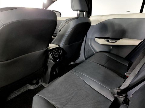 Lexus RZ 450e 71.4kWh Premium SUV 5dr Electric Auto DIRECT4 (313 ps) Cruise - Sat Na 21
