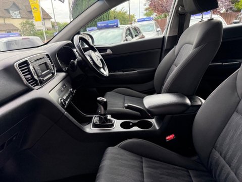 Kia Sportage 1.7 CRDi 1 Euro 6 (s/s) 5dr 32