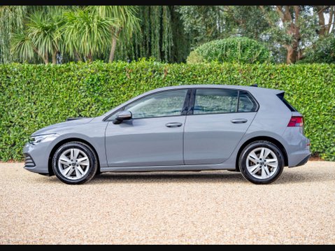 Volkswagen Golf 1.5 Golf Life eTSI Semi-Auto 5dr 5
