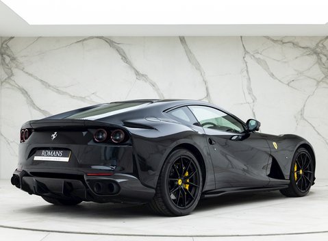 Ferrari 812 Superfast 7