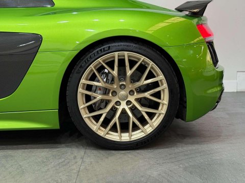 Audi R8 5.2 FSI V10 Plus S Tronic quattro Euro 6 (s/s) 2dr 62